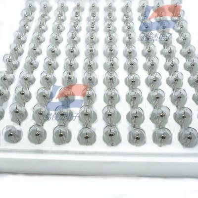 UVTRON R244 Brak filtra odcięcia światła widocznego wymagany dla wysokiej czułości 480 min-1 2,7 g