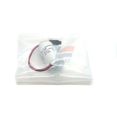 Czujnik tlenu PSR 11-75-KE8, używany w medycynie, dostarczający danych do kontroli zaopatrzenia w tlen w procesach medycznych