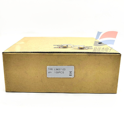L9657-03 Czerwona lampka UV, czujnik, przewodnik, importowany w oryginalnym opakowaniu